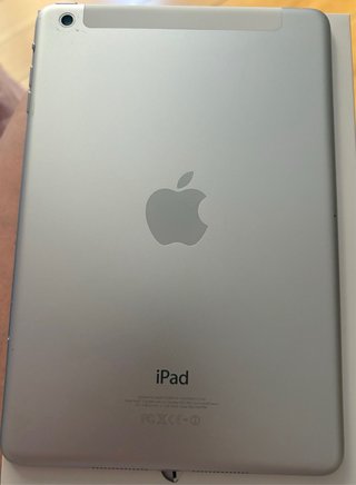 iPad Mini 16GB WiFi Privo di carica batteria