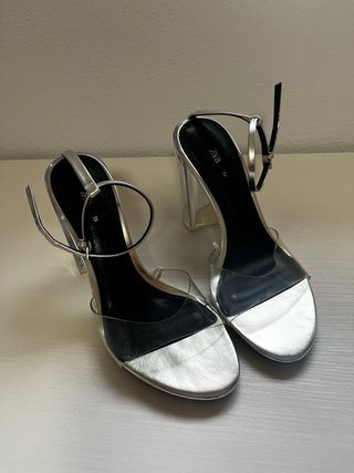 Tacones Zara
