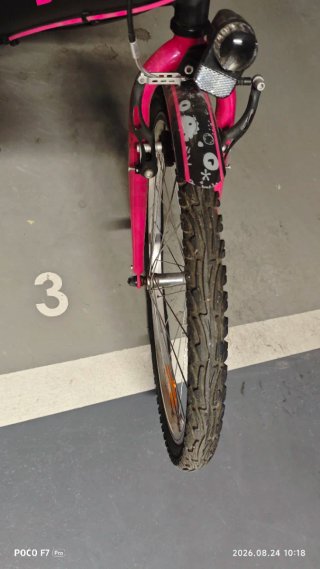 Bicicleta infantil BTWIN negra y rosa