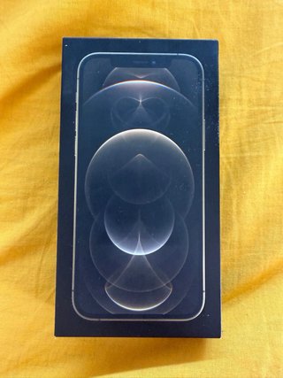 iPhone 12 Pro Oro