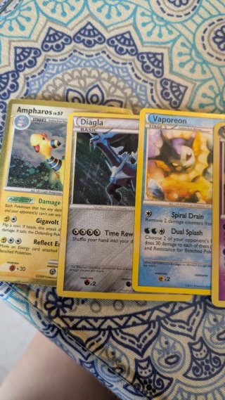 100 Cartas Pokémon Variadas