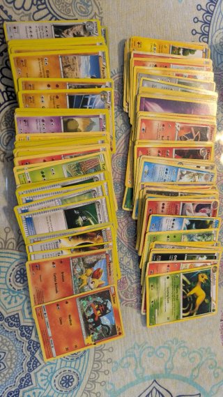 100 Cartas Pokémon Variadas