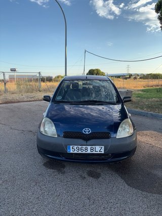 Toyota Yaris 2001
