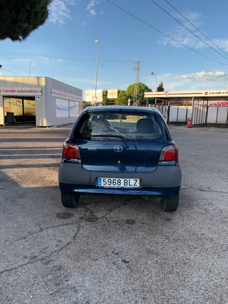 Toyota Yaris 2001
