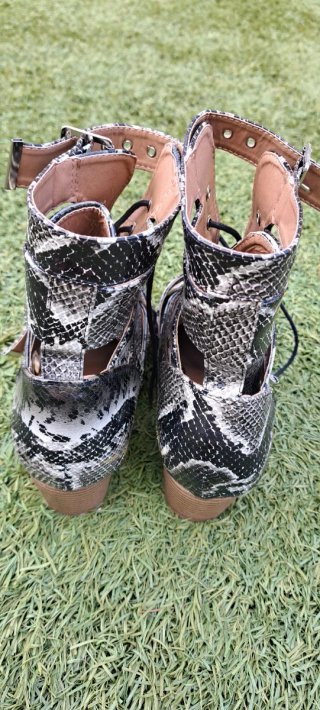 Botines Animal Print Talla 41