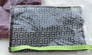 2 Pochette con Motivo Geometrico Monogram - Nuove