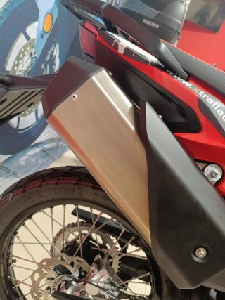 QJ SRT 300 DX Adventure Moto