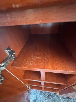 Mueble de salón madera y cristal