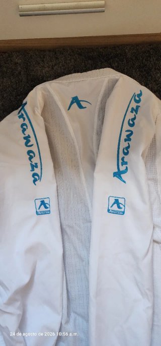 Karate GI ARAWAZA Onyx Oxigen Talla 4/170