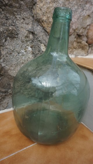 2 Damajuanas de cristal y mimbre ver fotos leer