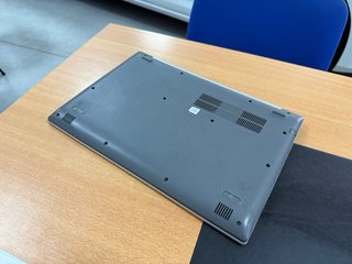 Portátil Lenovo Plata