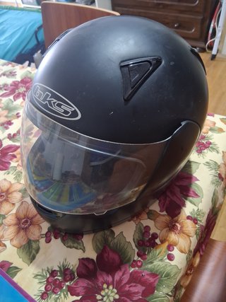 Casco de moto negro