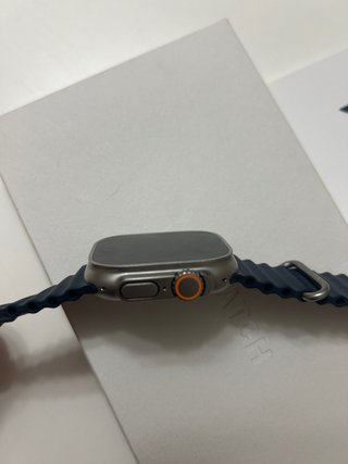 Apple Watch Ultra 2  Modelo Titanium case 49mm