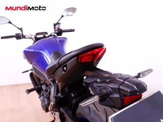 YAMAHA MT 09