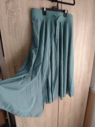 Falda pantalón fluida talla L.