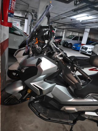 Honda X-ADV Plata Negra