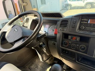 NISSAN NT400 FRIGORIFICO
