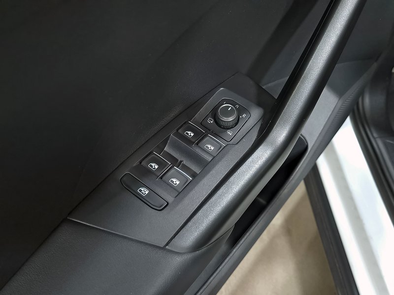 Volkswagen T-Cross Sport 1.0 TSI DSG (2021) 2022, foto 11