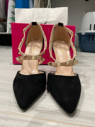Zapatos de Tacón de Aguja con Tachuelas