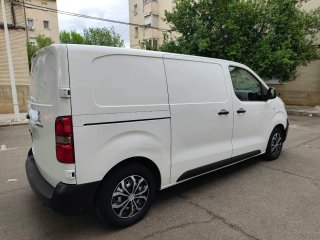 Peugeot e-Expert 2020