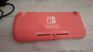 Nintendo Switch Lite Coral. Leer descripcion bien.