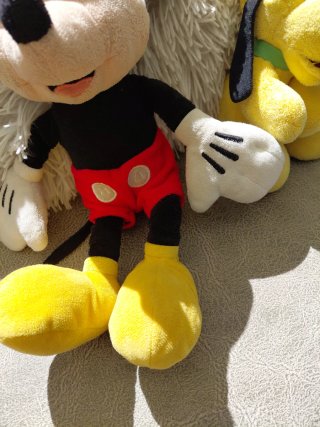 Peluche Mickey 30cm y Pluto 20cm Disney