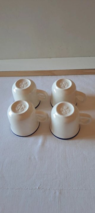 4 Tazzine Caffè con Piattini Ceramica Quadrifoglio