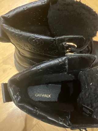 Botas Catwalk cordones negras talla 37