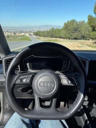 Audi A1 sportback adrenalin Stronic 30TFSI 81Kw 11