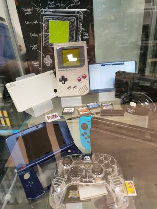 Reparamos consolas portátiles Retro todas marcas