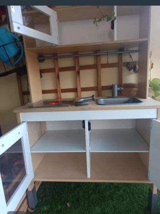 Cocinita de madera
