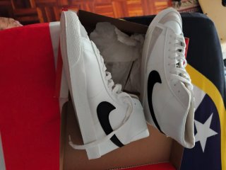 Nike Blazer Mid '77 Zapatillas Blancas