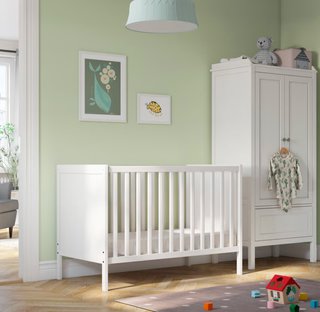Cuna convertible IKEA SUNDVIK + colchón 60x120
