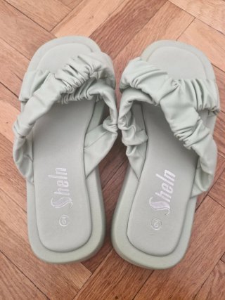 Sandalias Shein verde menta talla 40