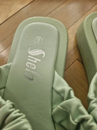 Sandalias Shein verde menta talla 40