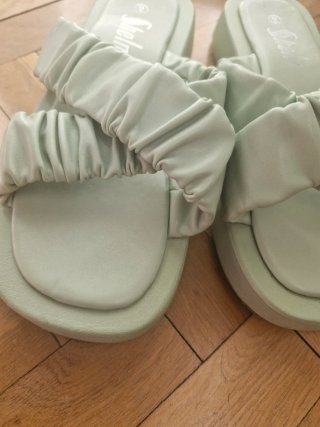 Sandalias Shein verde menta talla 40