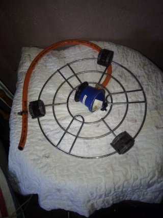 Soporte bombona butano con ruedas y goma