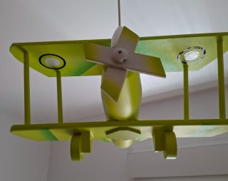 Lámpara infantil avión