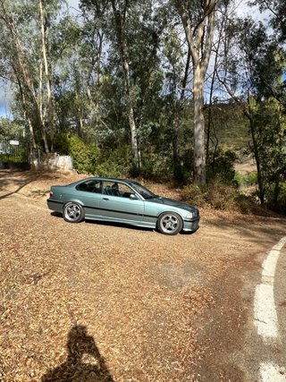 BMW Serie 3 e36 320i swap 328i coupe