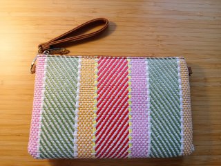 Bolso de mano tejido multicolor
