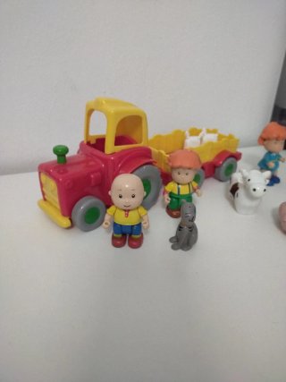 Tractor de Caillou y amigos de la granja