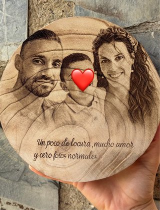 Foto personalizada en tronco de madera