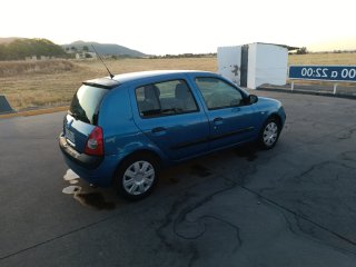 RENAULT CLIO 2003