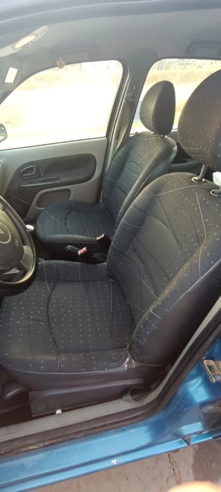 RENAULT CLIO 2003