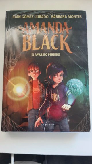 Amanda Black - El amuleto perdido