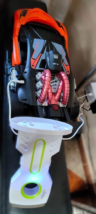 Coche RC 1:6 Tuning con Luces LED + Mando Pistola