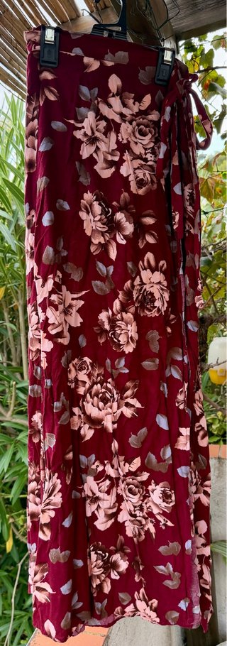 Falda Larga Cruzada Granate Estampado Floral TS