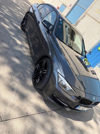 BMW 320d 2.0 2014