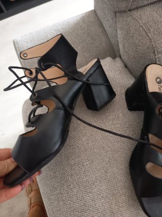 Sandalias de piel lunanegras
