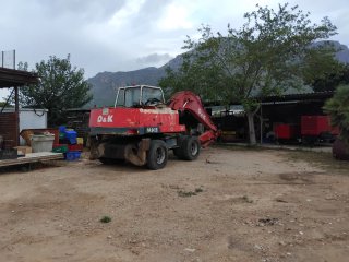 Excavadora O&K MH5 matriculada